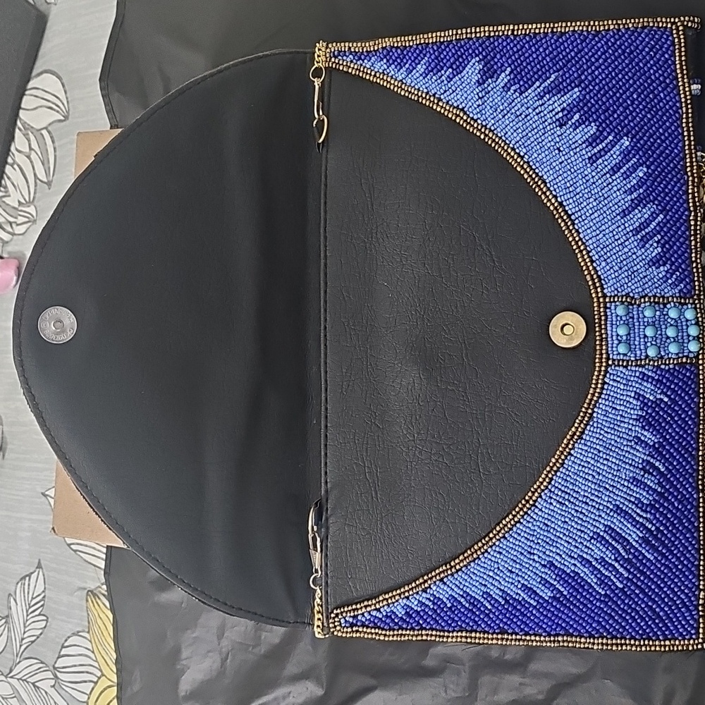 Beaded Blue and Gold Clutch With Matching Earring and Cuff - Picture 6 of 9